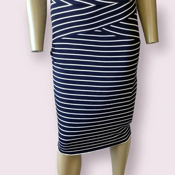 Philosophy Sleeveless Tank Shift Dress Stretchy Knit Size L Navy White Stripes - Picture 4 of 16